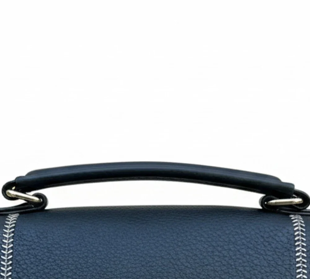 La Terre Boston Purse Black